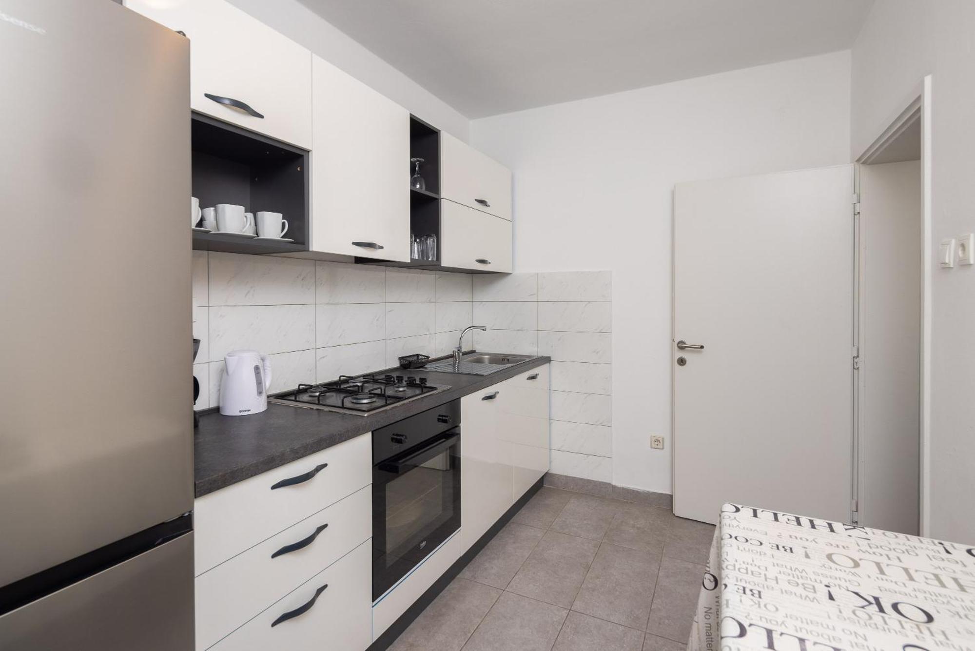 Seaside Apartment Blue Dugi Rat Dış mekan fotoğraf